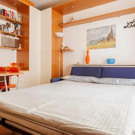 Navigli Charming With Terrace דירה *